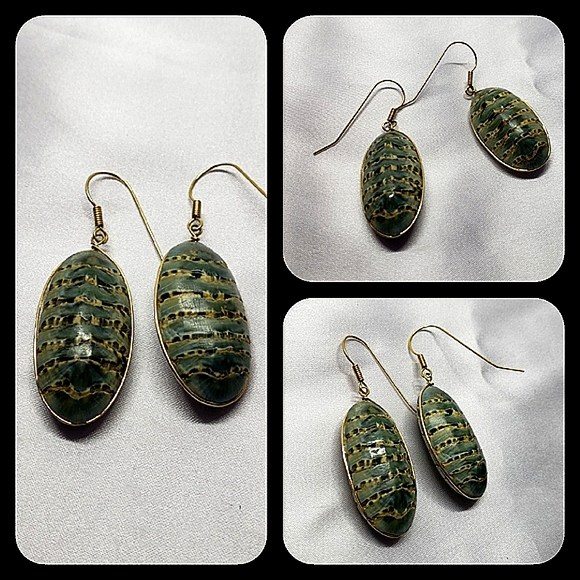 Fossils Rare Insects Vintage Gold Artisan Earrings - Picture 2 of 5